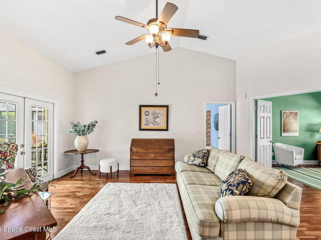 585 Lake Victoria Circle, Melbourne, FL 32940
