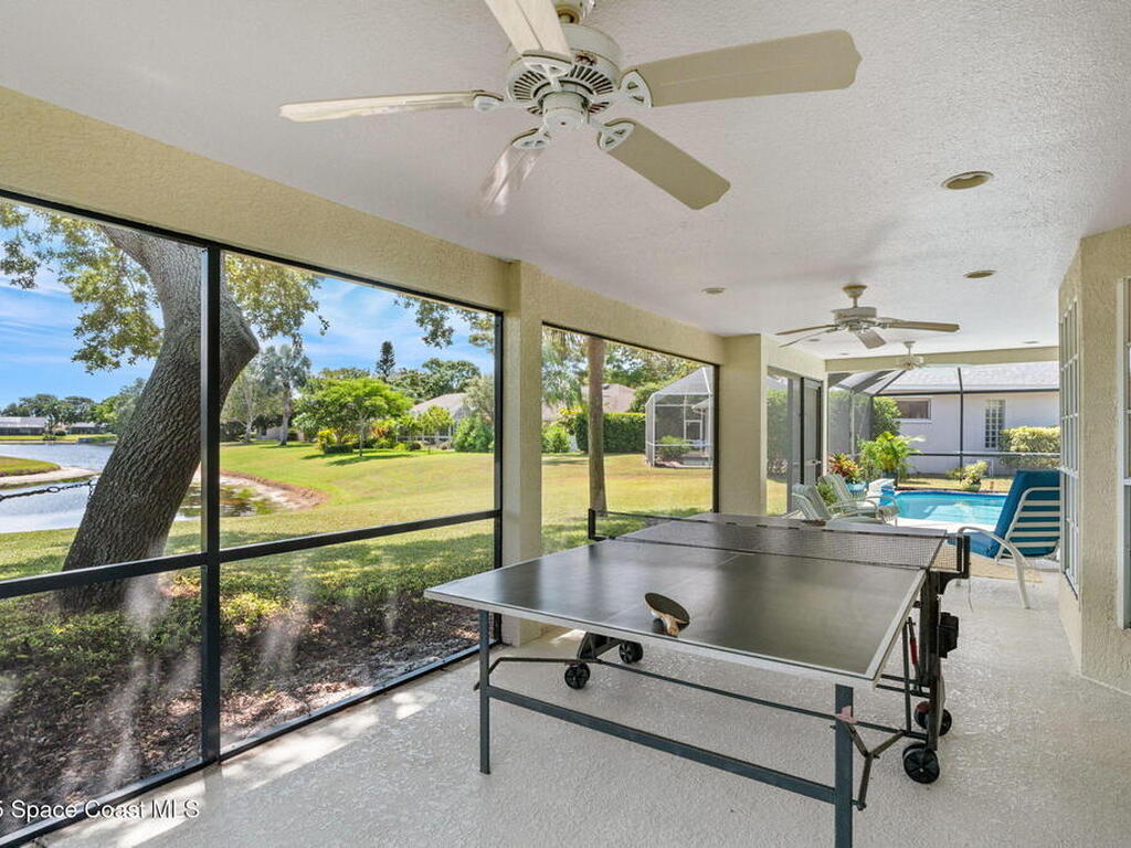 585 Lake Victoria Circle, Melbourne, FL 32940