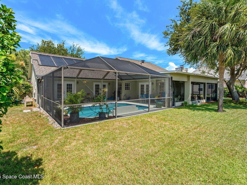 585 Lake Victoria Circle, Melbourne, FL 32940