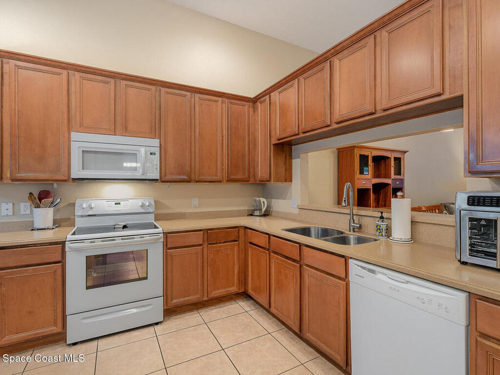 1869 Tullagee Avenue, Melbourne, FL 32940