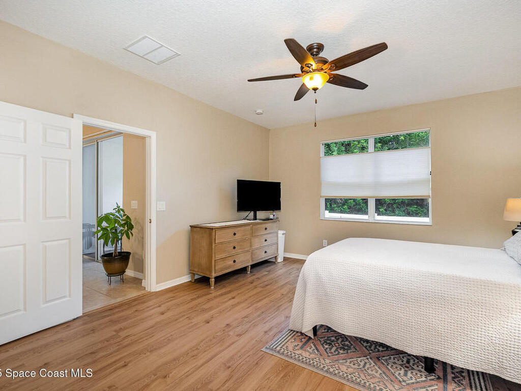 1869 Tullagee Avenue, Melbourne, FL 32940