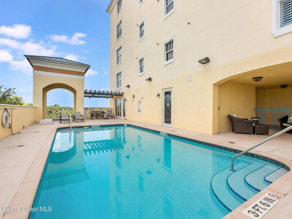 1437 Pineapple Avenue, Melbourne, FL 32935