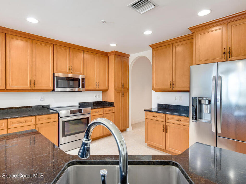 1437 Pineapple Avenue, Melbourne, FL 32935