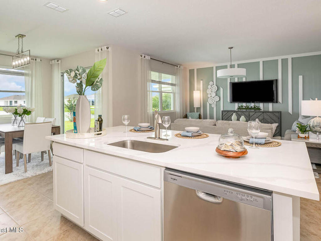 3950 Hollingsworth Drive, Palm Bay, FL 32909