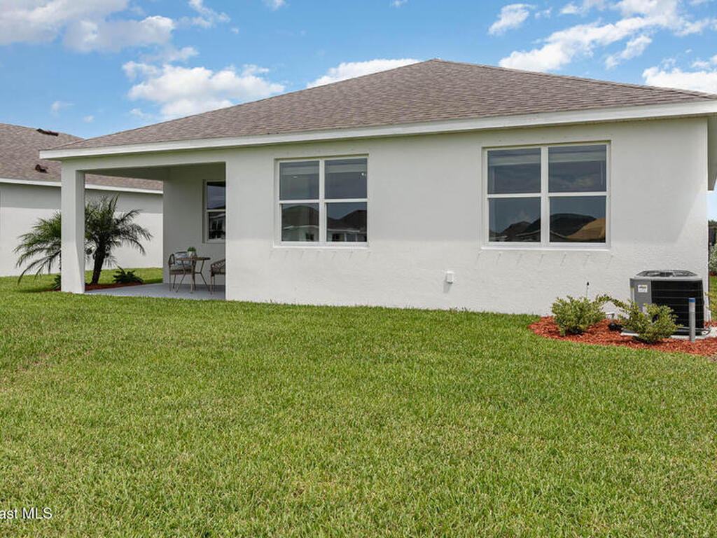 3950 Hollingsworth Drive, Palm Bay, FL 32909