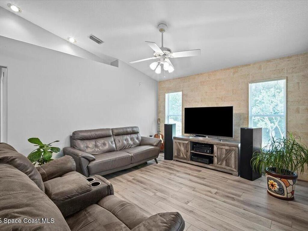 3535 Angelica Street, Cocoa, FL 32926