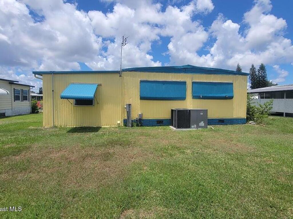 566 Marnie Circle, Melbourne, FL 32904