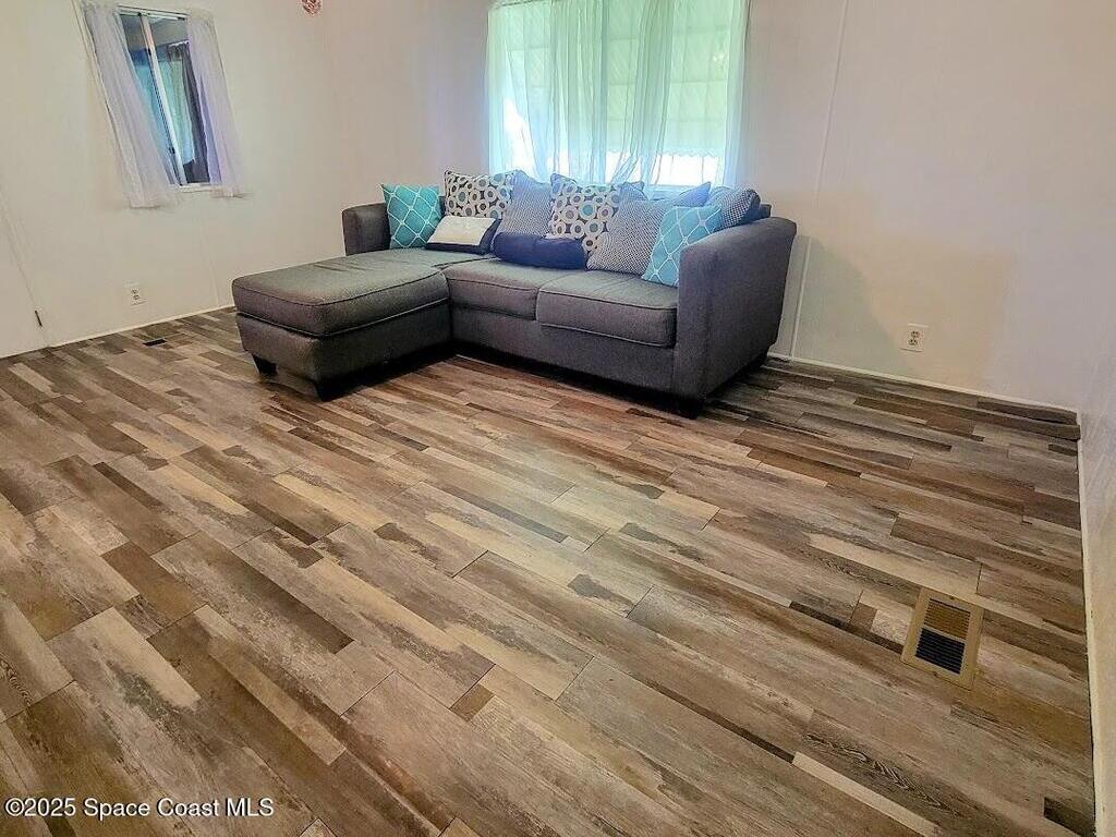 566 Marnie Circle, Melbourne, FL 32904