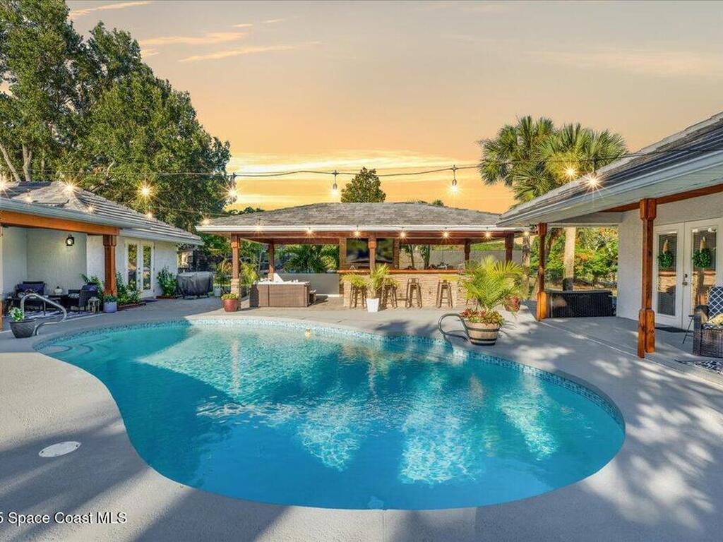 260 Utopia Circle, Merritt Island, FL 32952
