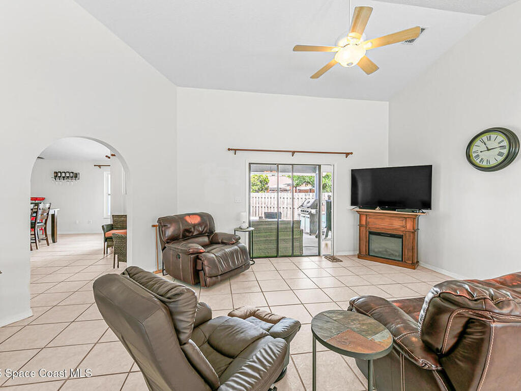 100 Matthews Street, Satellite Beach, FL 32937