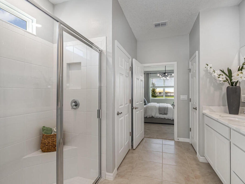 3991 Hollingsworth Drive, Palm Bay, FL 32909