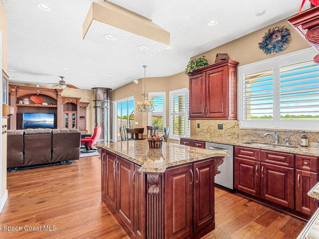 1660 Sandpiper Street, Merritt Island, FL 32952