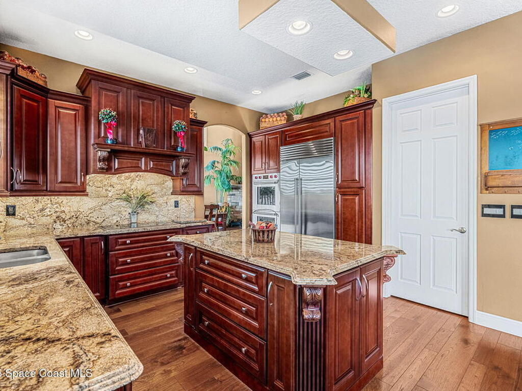 1660 Sandpiper Street, Merritt Island, FL 32952