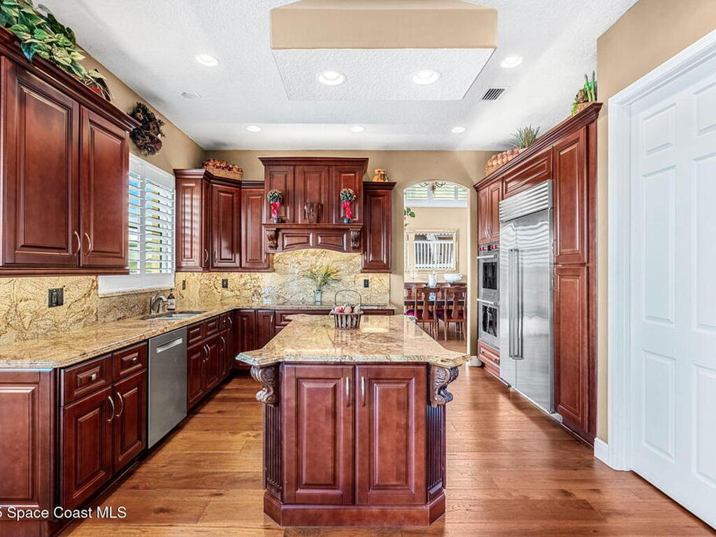 1660 Sandpiper Street, Merritt Island, FL 32952