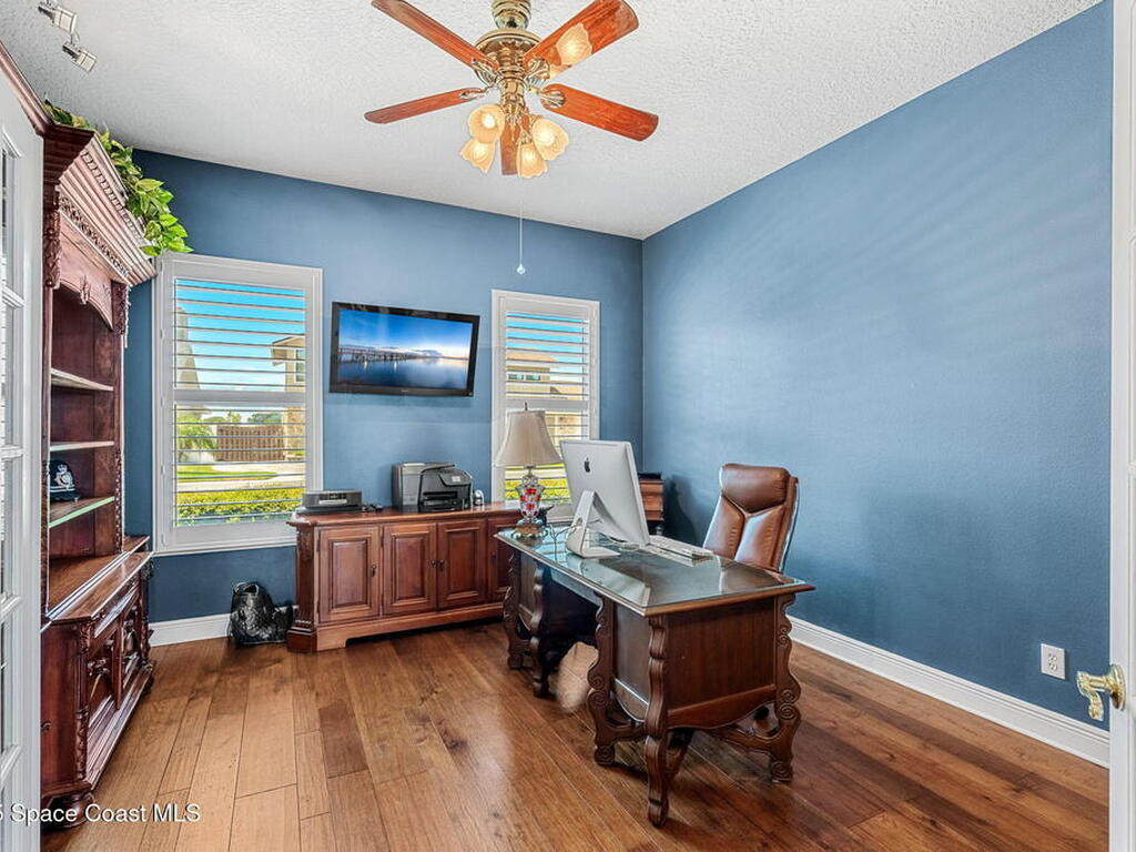 1660 Sandpiper Street, Merritt Island, FL 32952