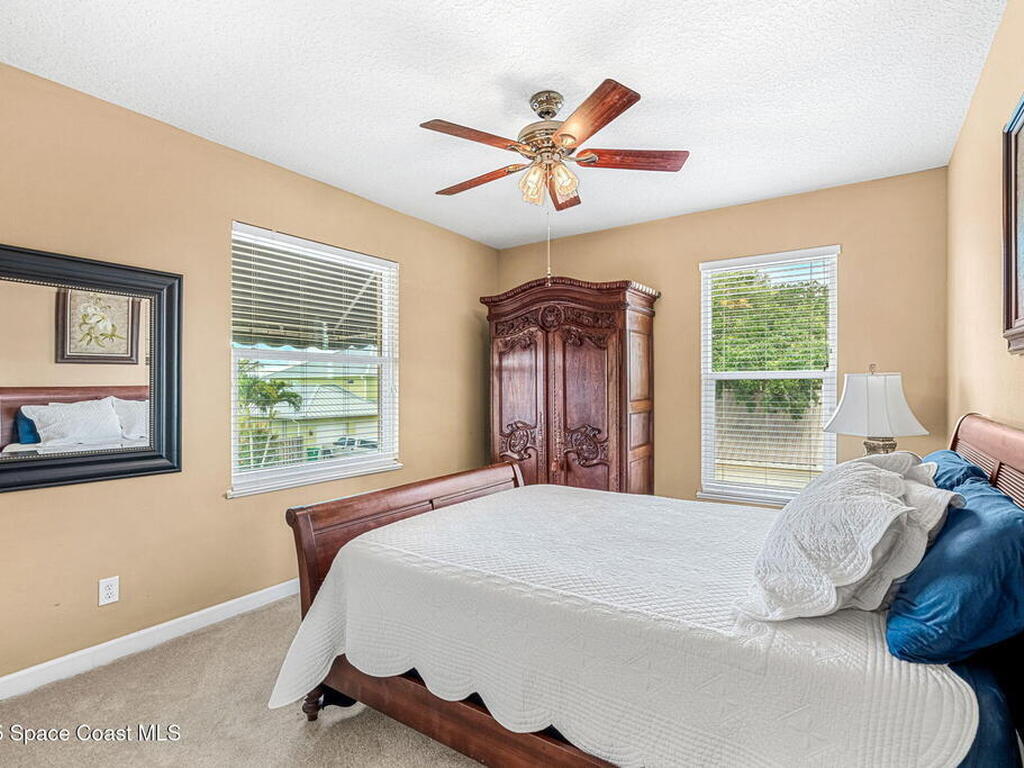 1660 Sandpiper Street, Merritt Island, FL 32952