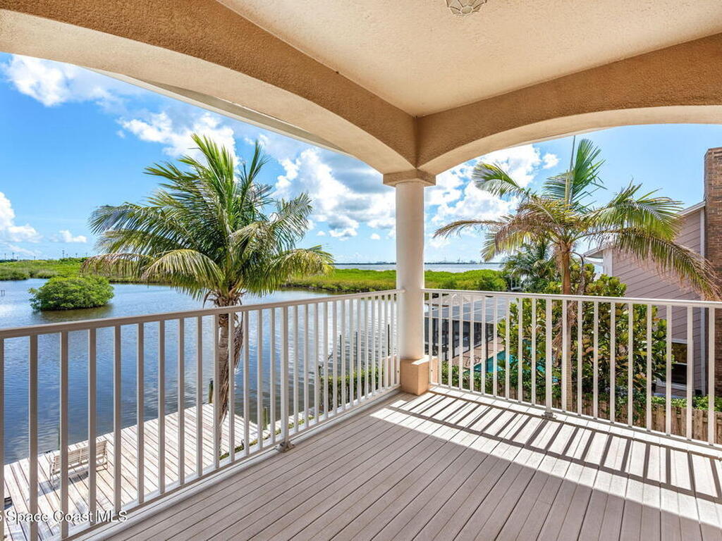1660 Sandpiper Street, Merritt Island, FL 32952