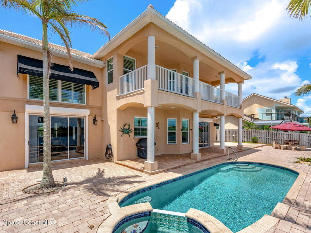 1660 Sandpiper Street, Merritt Island, FL 32952