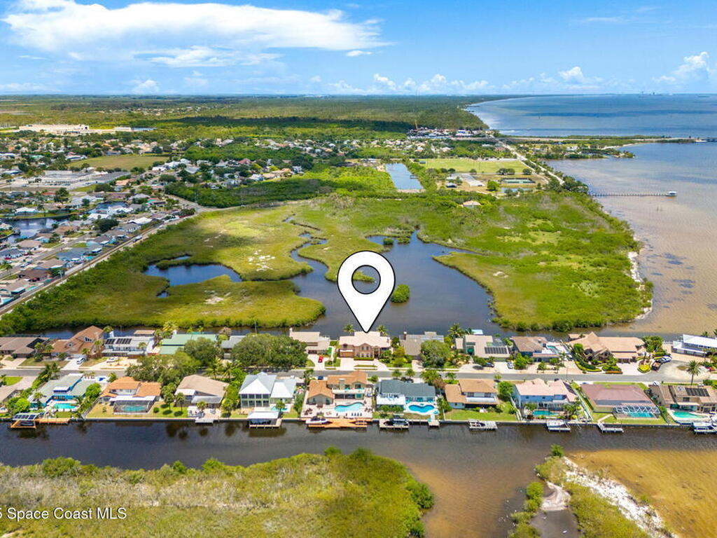 1660 Sandpiper Street, Merritt Island, FL 32952