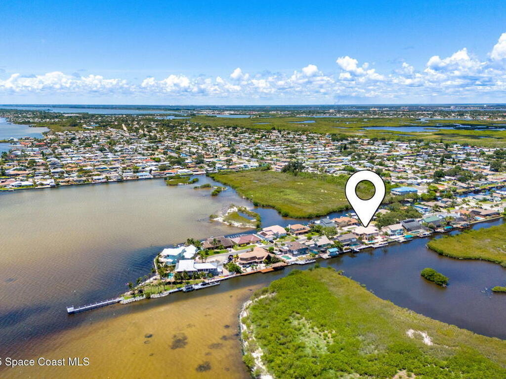 1660 Sandpiper Street, Merritt Island, FL 32952