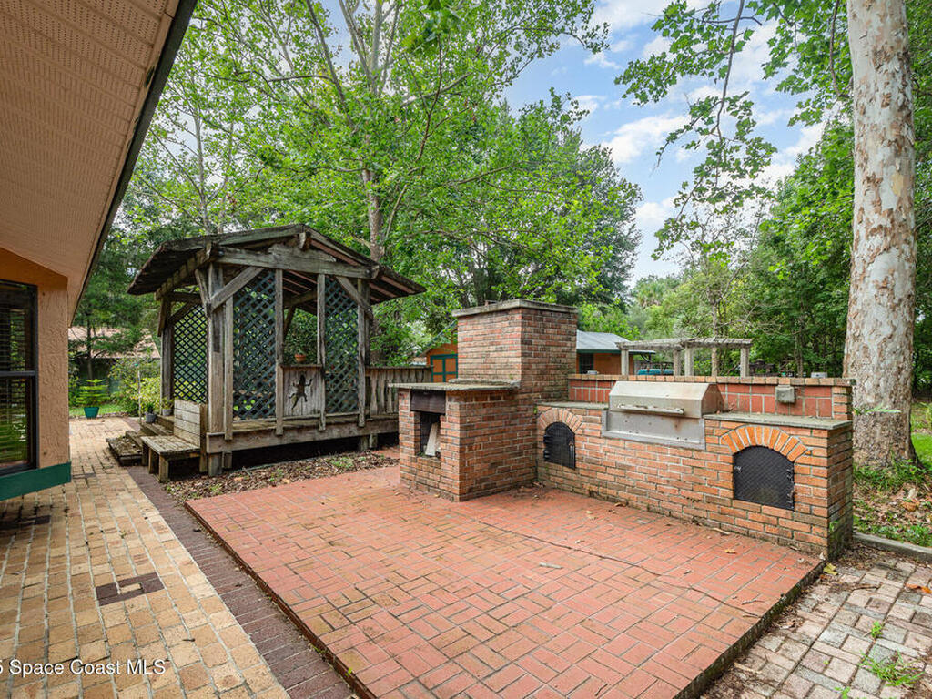 3717 SW Bayfield Street, Cocoa, FL 32926