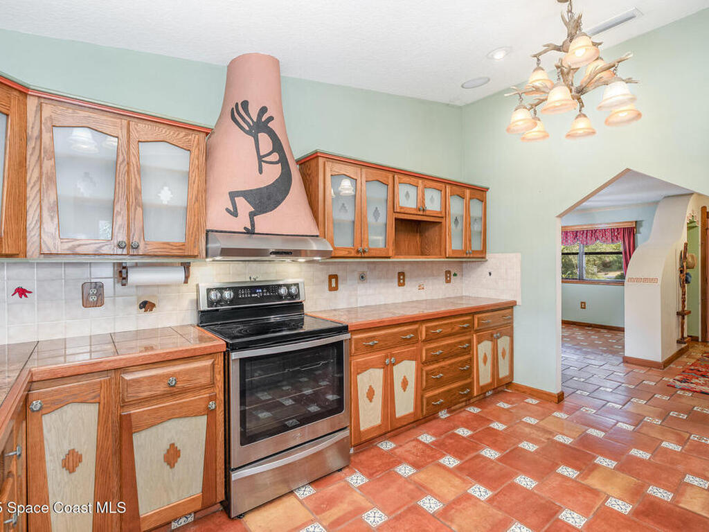 3717 SW Bayfield Street, Cocoa, FL 32926