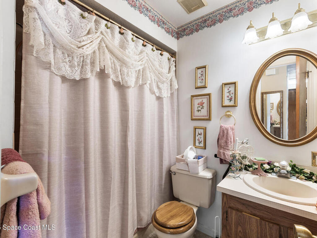 313 La Paloma Lane, Titusville, FL 32780