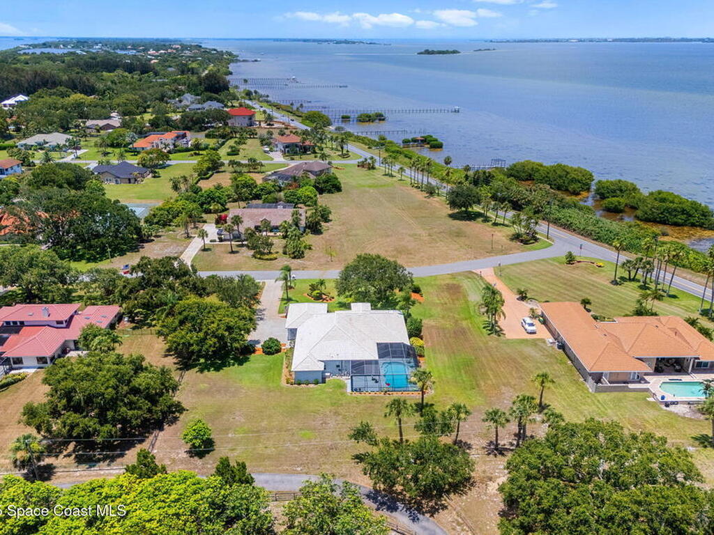 290 Utopia Circle, Merritt Island, FL 32952