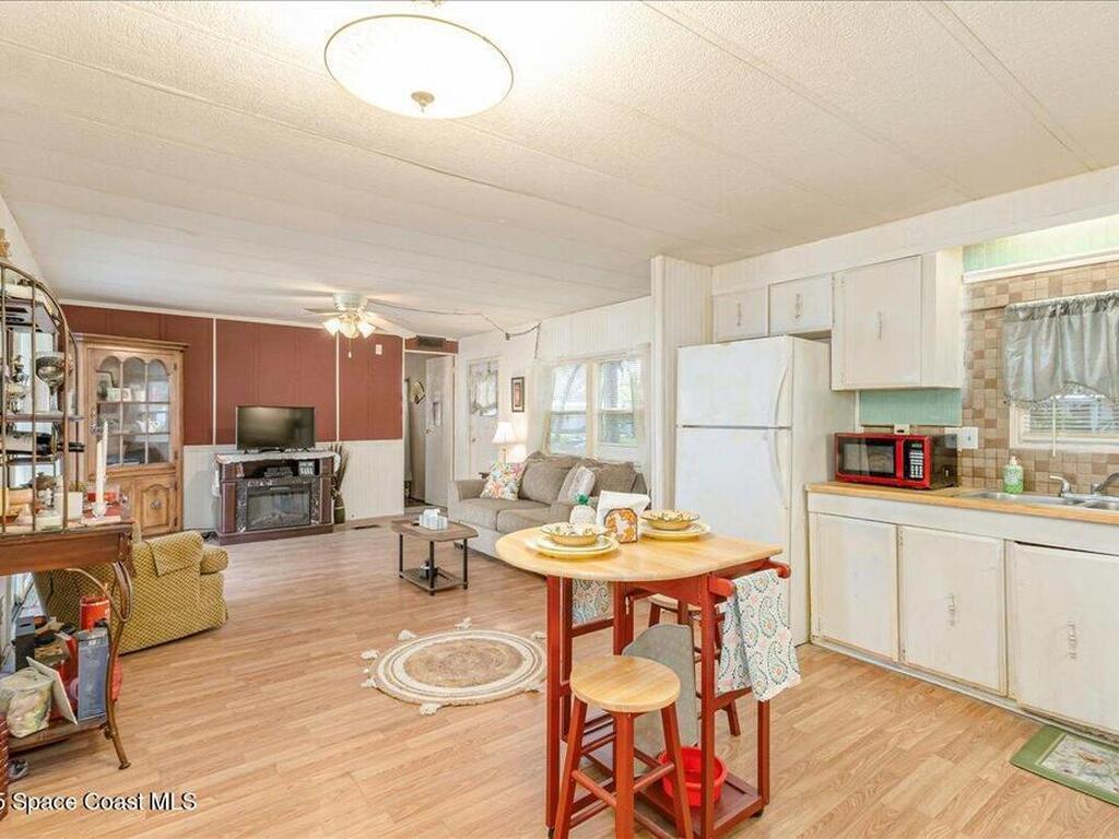 388 Holiday Park Boulevard, Palm Bay, FL 32907