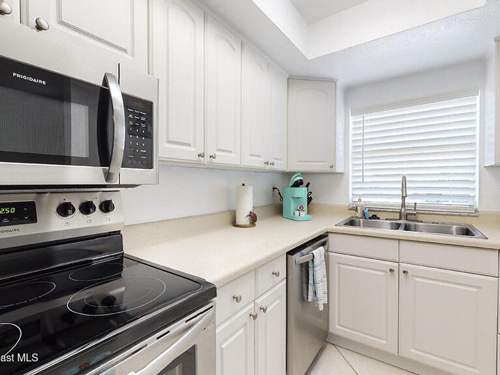 210 Cleveland Avenue, Cocoa Beach, FL 32931