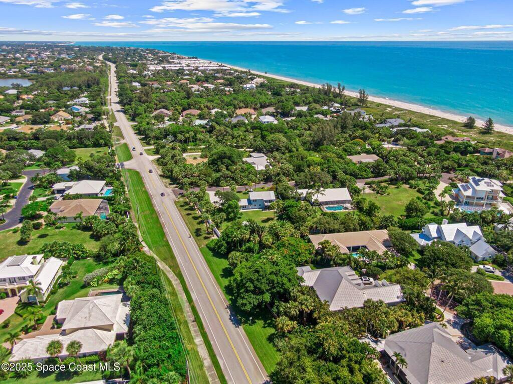 2225 Genesea Lane, Vero Beach, FL 32963
