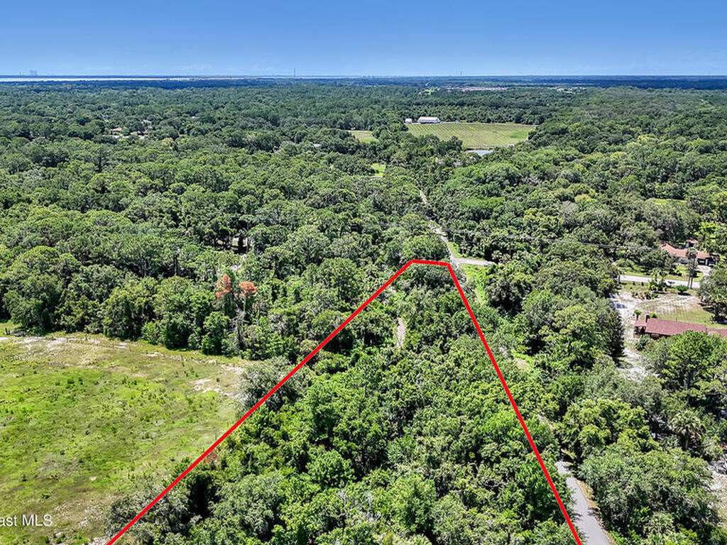 4300 Burkholm Road, Mims, FL 32754