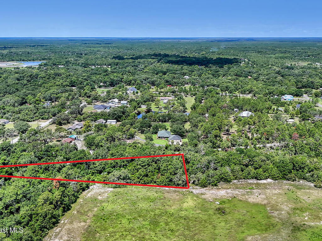4300 Burkholm Road, Mims, FL 32754