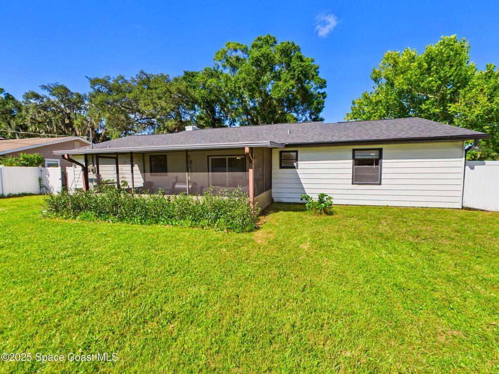 2526 Victory Palm Drive, Edgewater, FL 32141