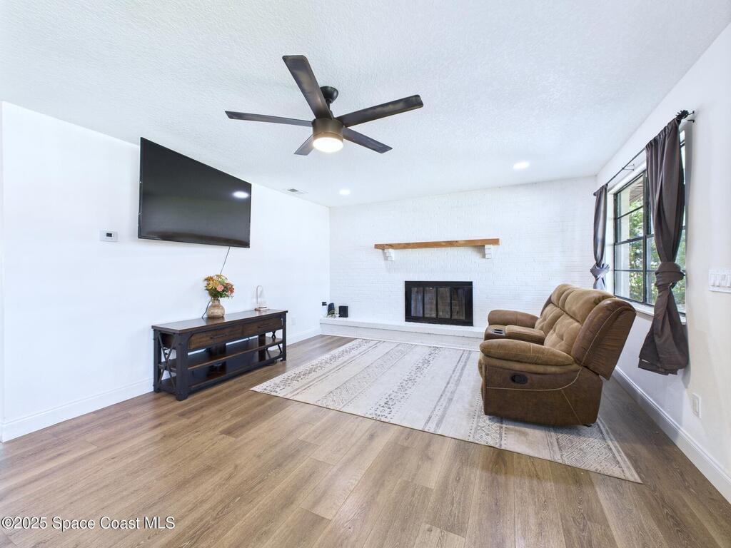 2526 Victory Palm Drive, Edgewater, FL 32141