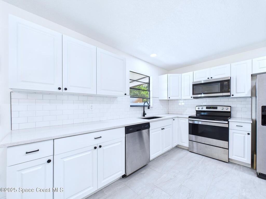 2526 Victory Palm Drive, Edgewater, FL 32141