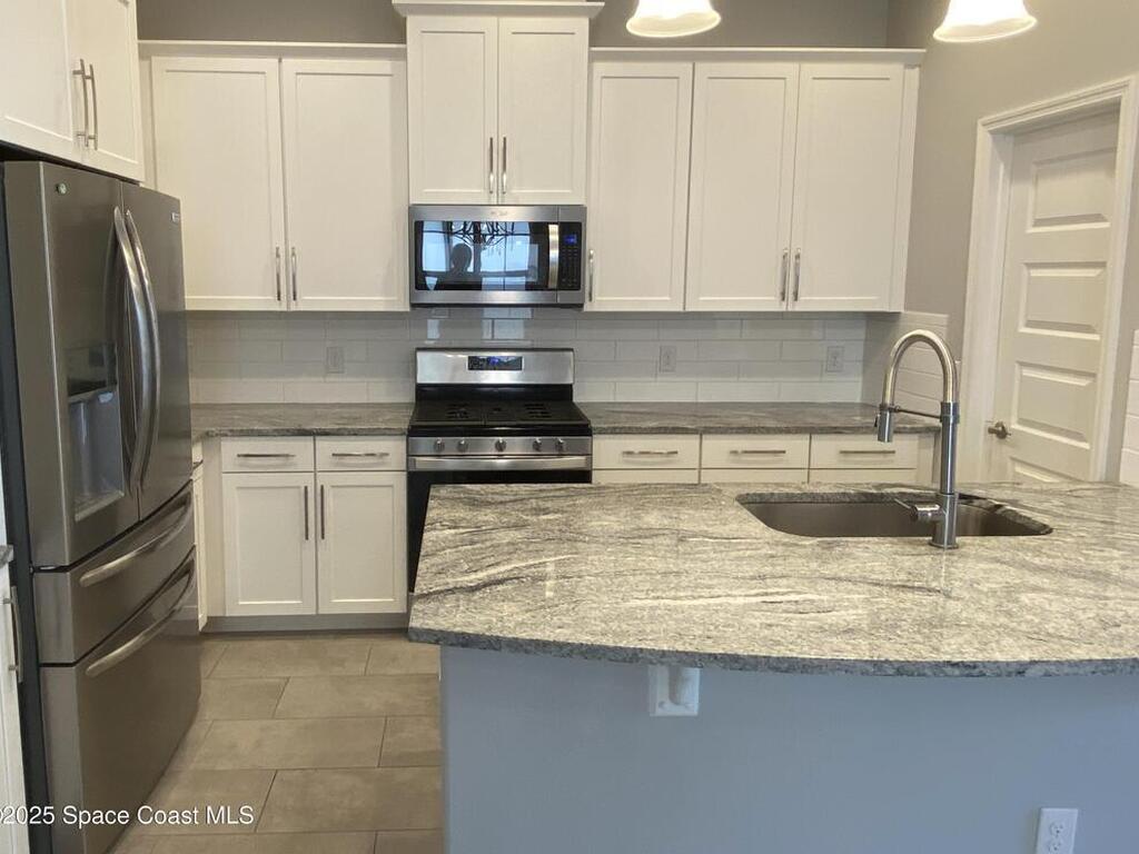 6684 Vista Hermosa Drive, Melbourne, FL 32940