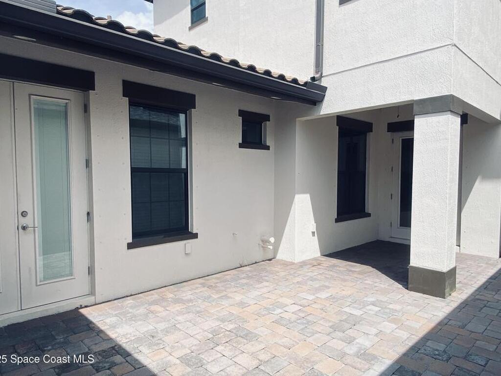 6684 Vista Hermosa Drive, Melbourne, FL 32940
