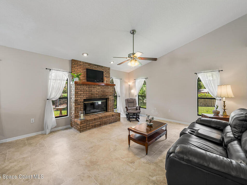 3055 Kershaw Court, Melbourne, FL 32934