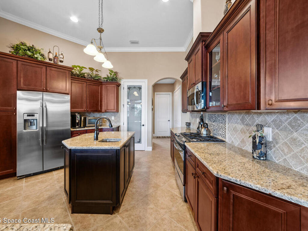 3079 Levanto Drive, Melbourne, FL 32940