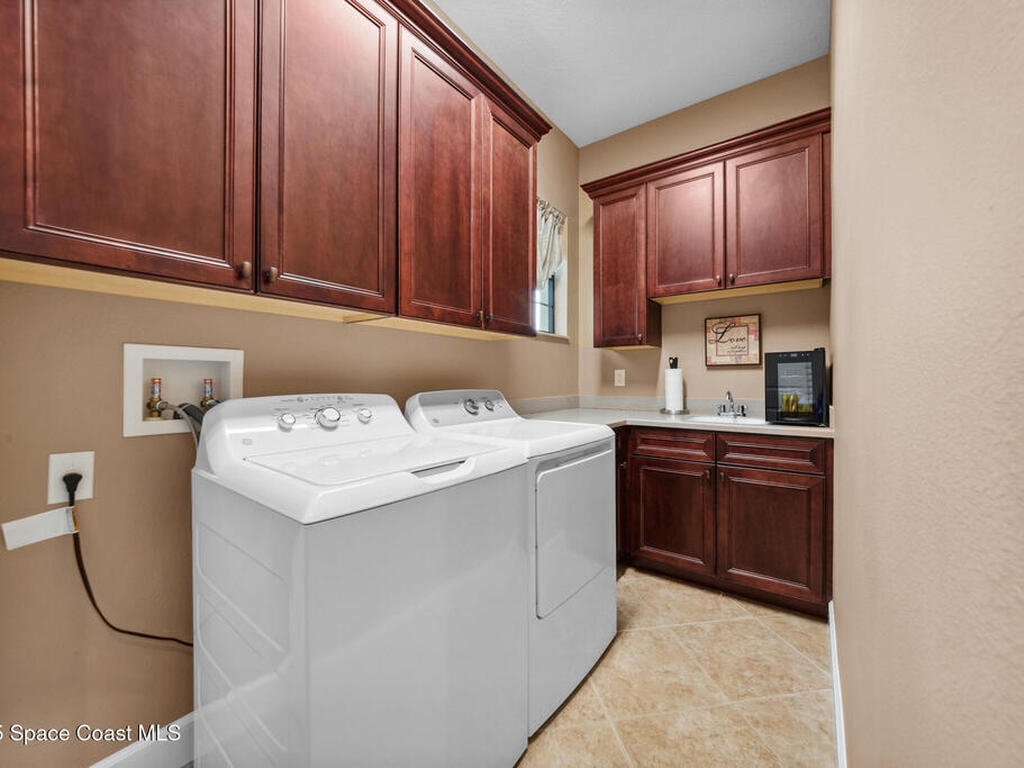 3079 Levanto Drive, Melbourne, FL 32940