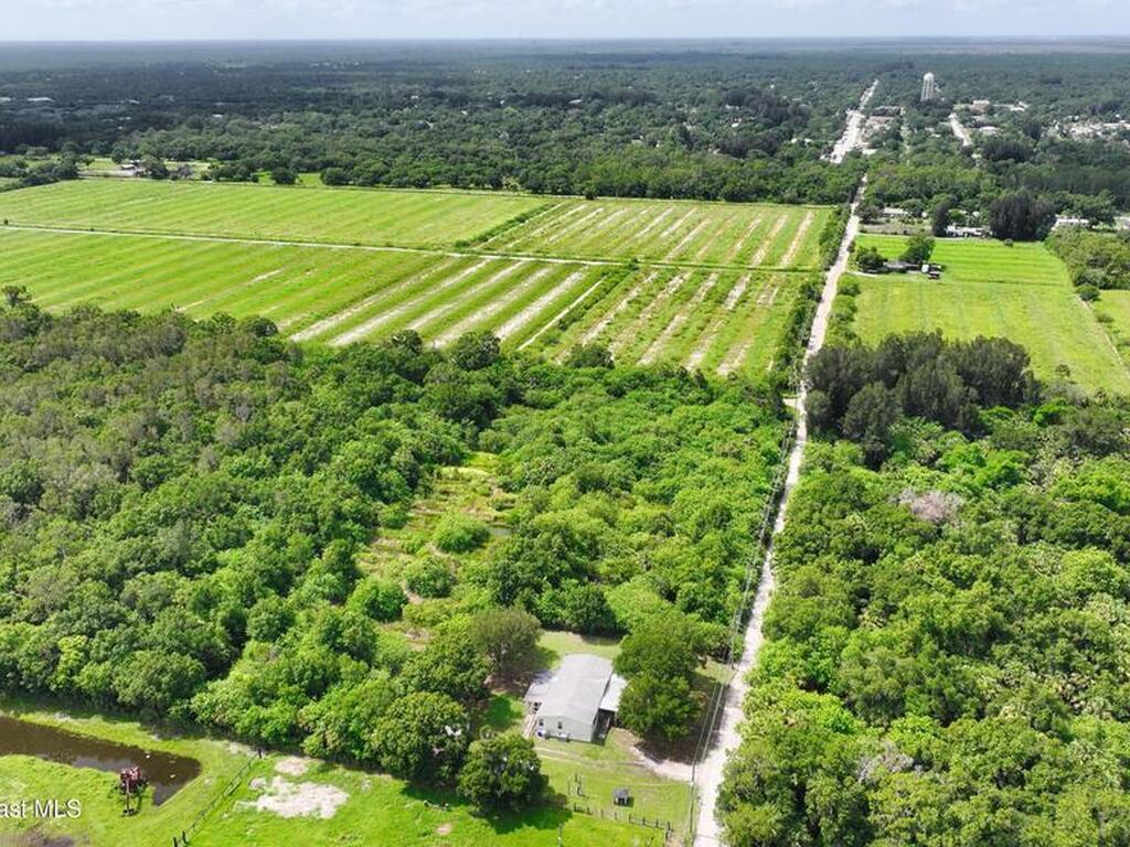 13380 101st Street, Fellsmere, FL 32948