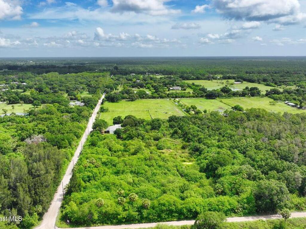 13380 101st Street, Fellsmere, FL 32948