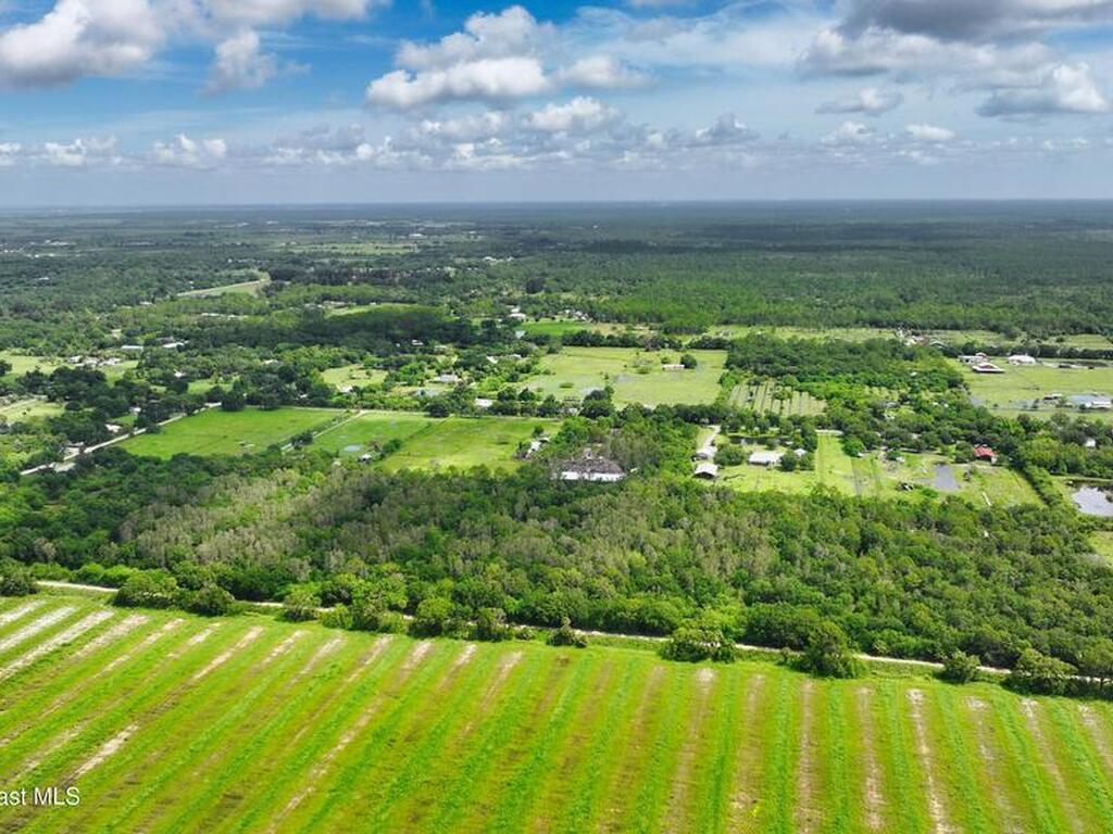 13380 101st Street, Fellsmere, FL 32948
