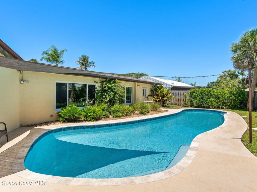 430 Watts Way, Cocoa Beach, FL 32931