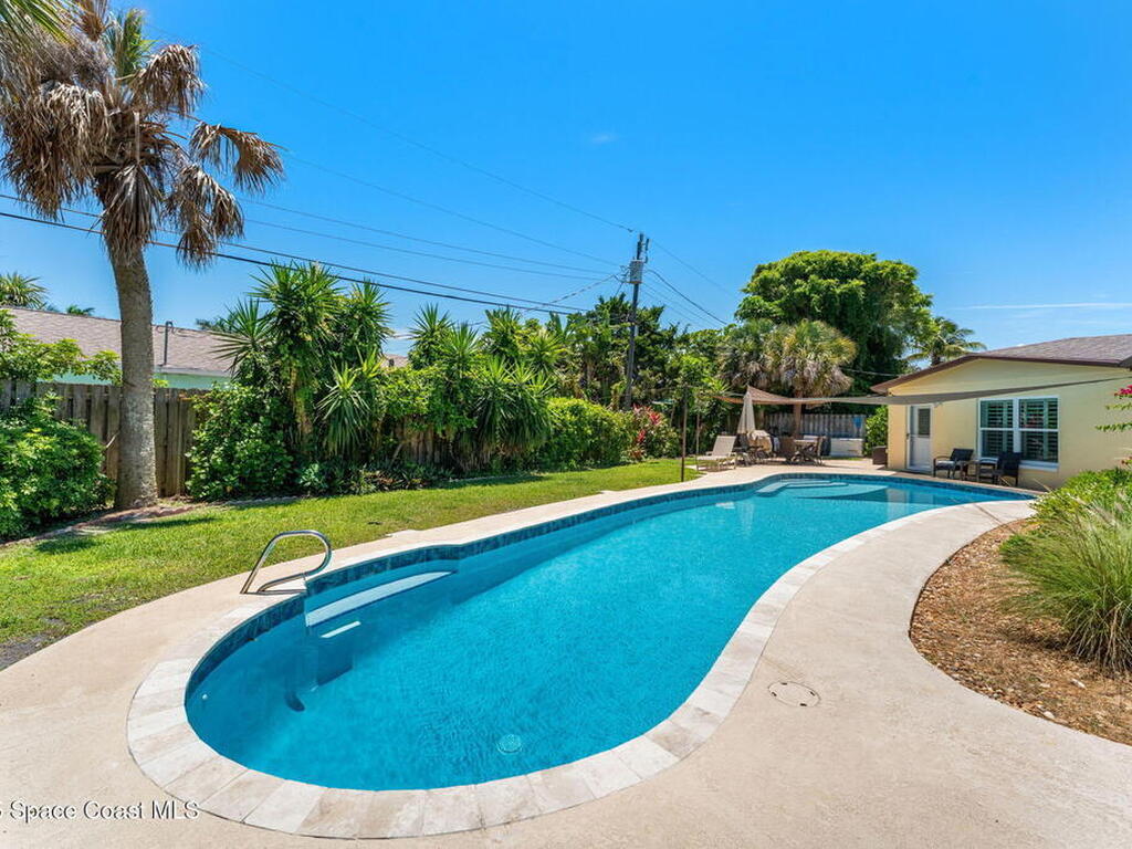 430 Watts Way, Cocoa Beach, FL 32931