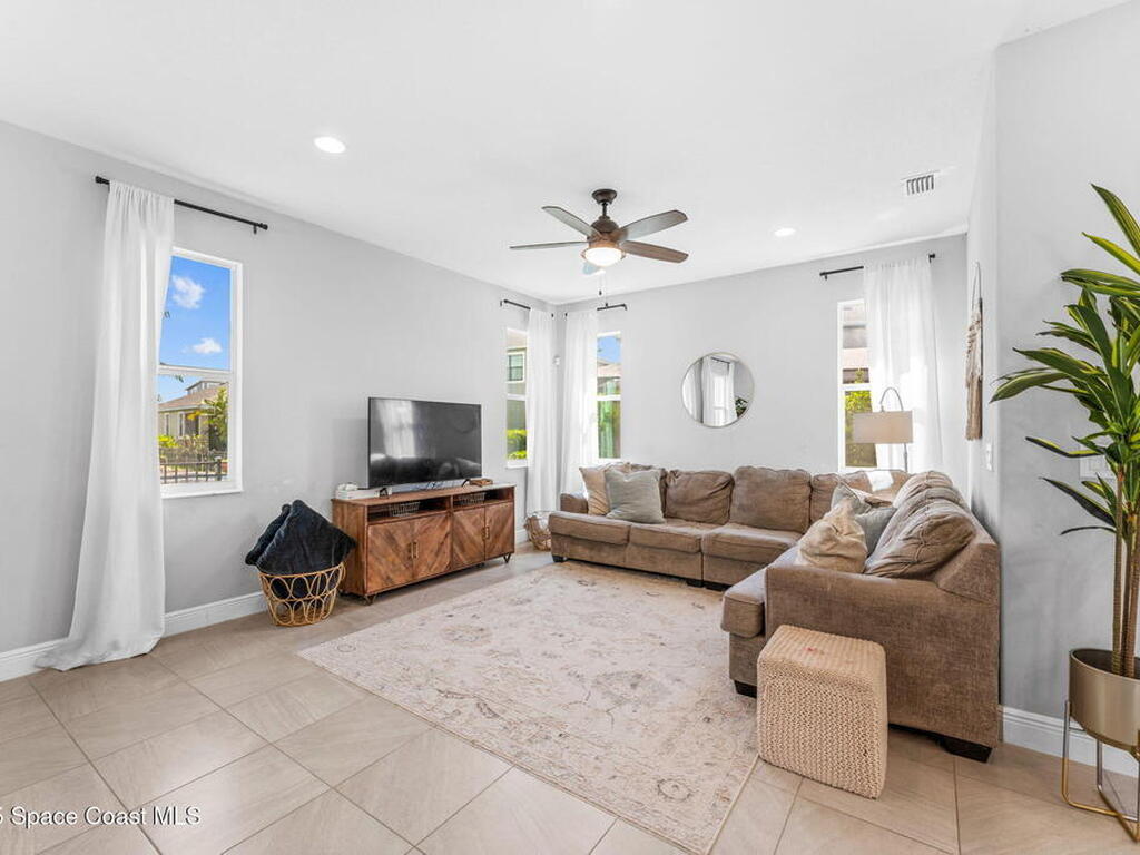 3089 Ribbon Grass Drive, Melbourne, FL 32940