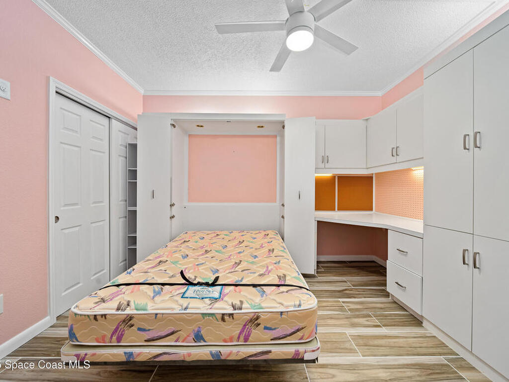 520 S Peninsula Avenue, New Smyrna Beach, FL 32169