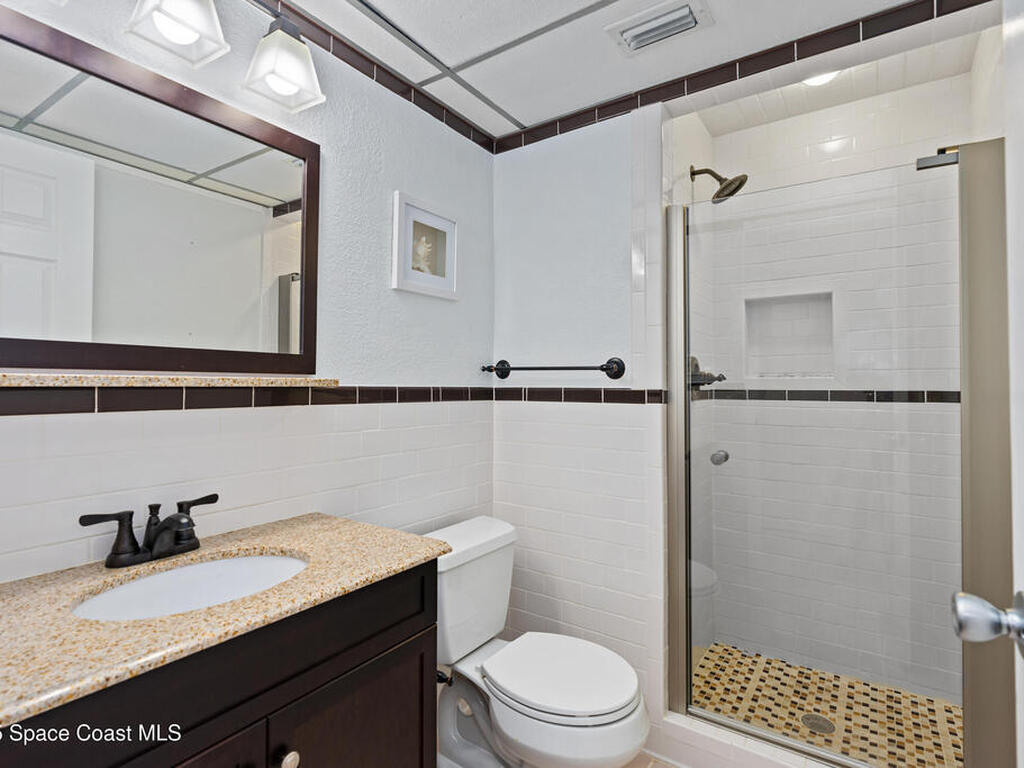 520 S Peninsula Avenue, New Smyrna Beach, FL 32169