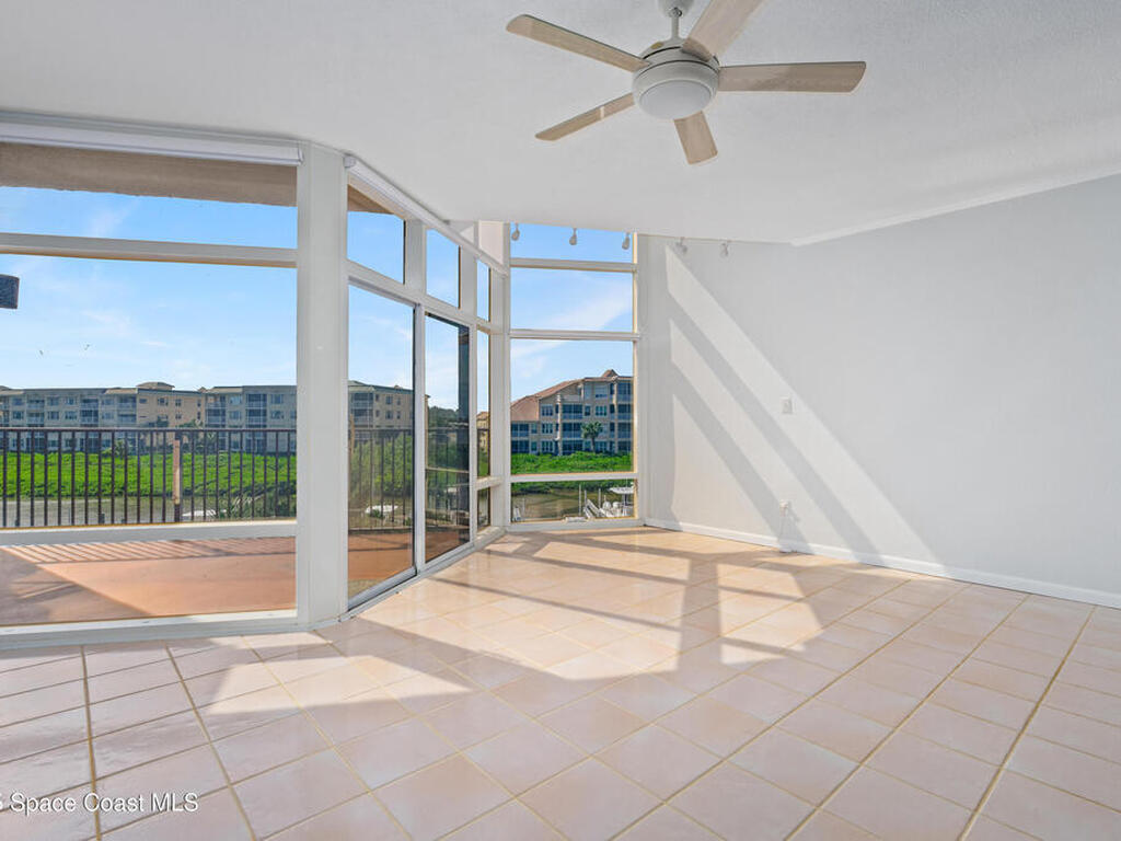 520 S Peninsula Avenue, New Smyrna Beach, FL 32169